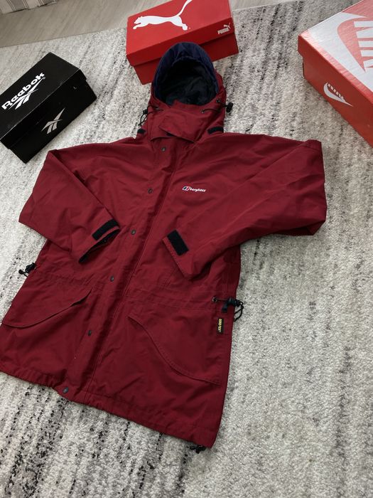 Куртка Berghaus gore-tex на утяжках на мембрані outdoor оригінал