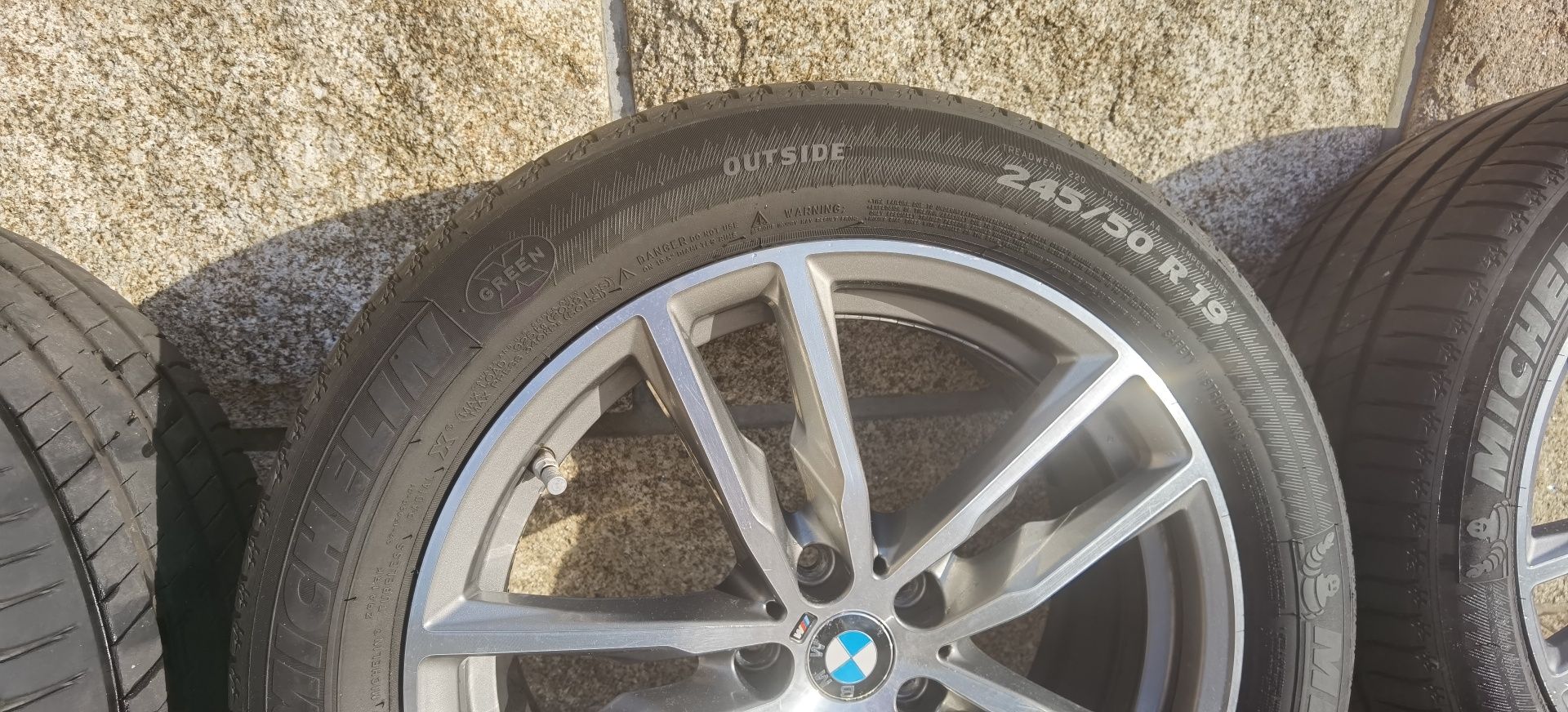 Jantes Originais BMW M698 19" X3 G01 X4 G02 com Pneus Michelin