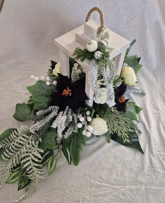 Dekoracja nagrobna stroik na cmentarz