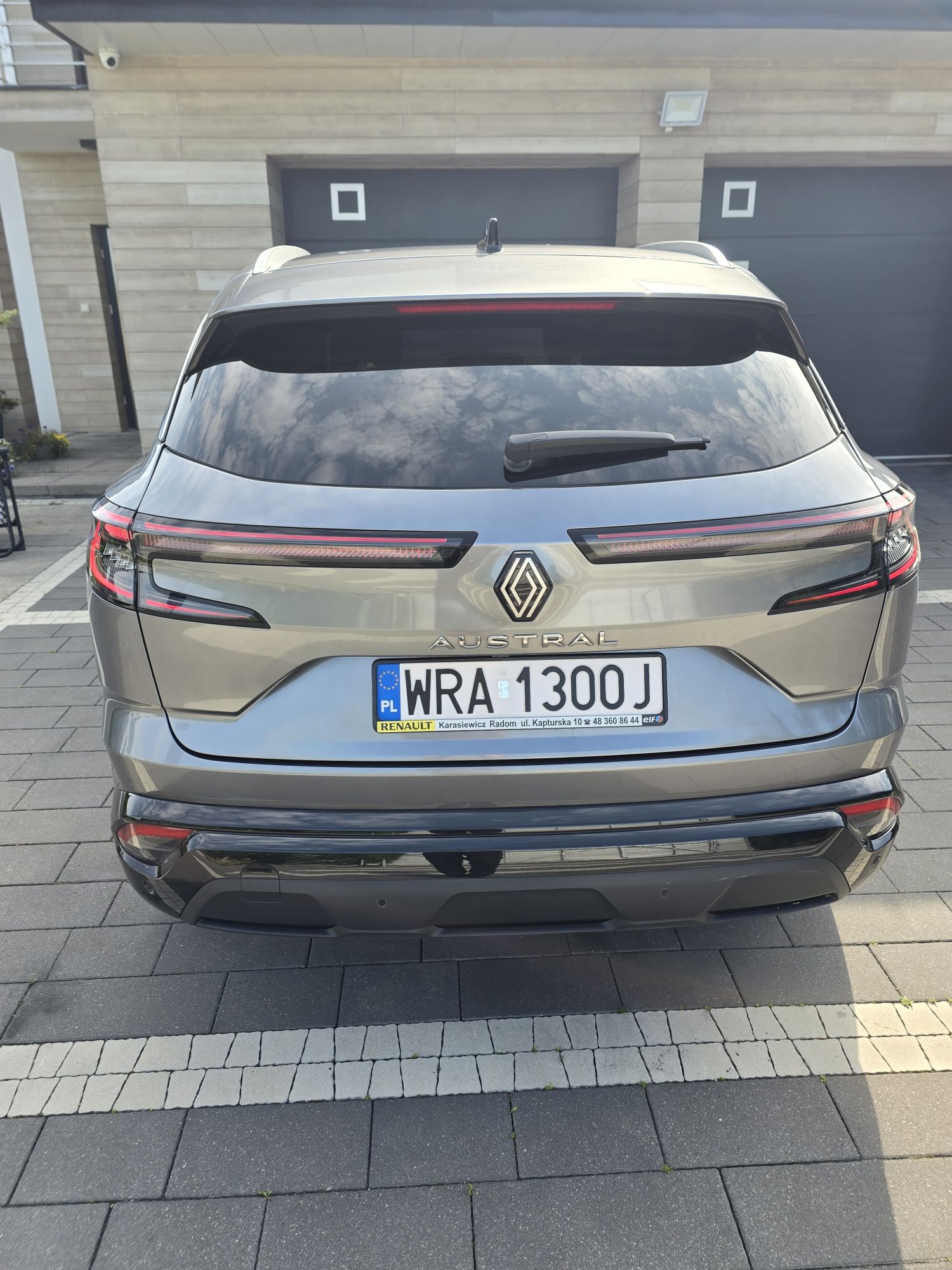 Renault Austral iconic mild hybryd 160 auto. Full Led Matrix vision