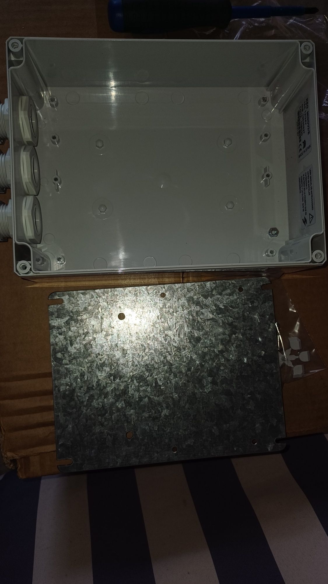 Caixa estanque para montagens Arduino 2x  ...