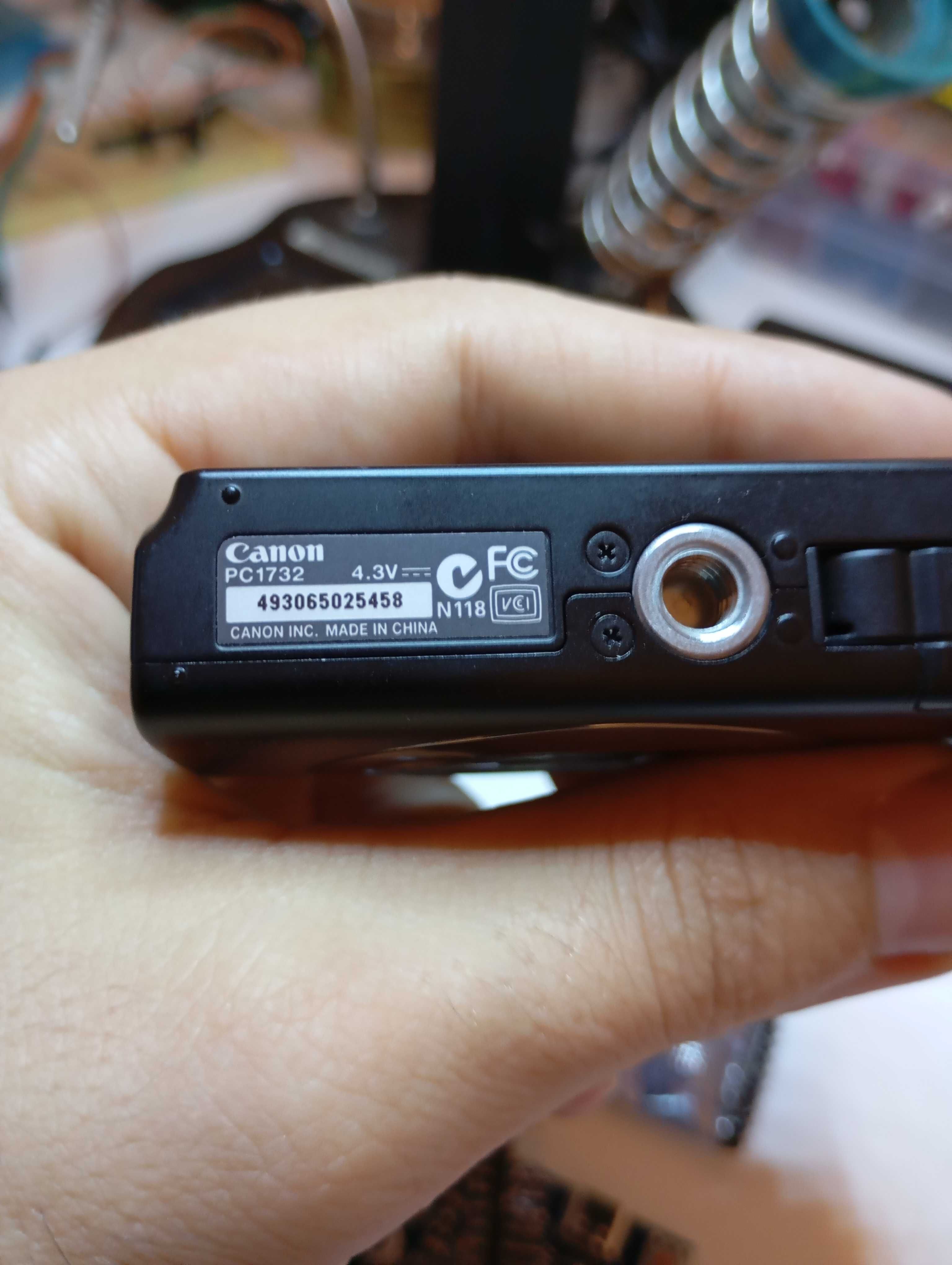Máquina Fotográfica - Canon PowerShot A2300 (PC1732)