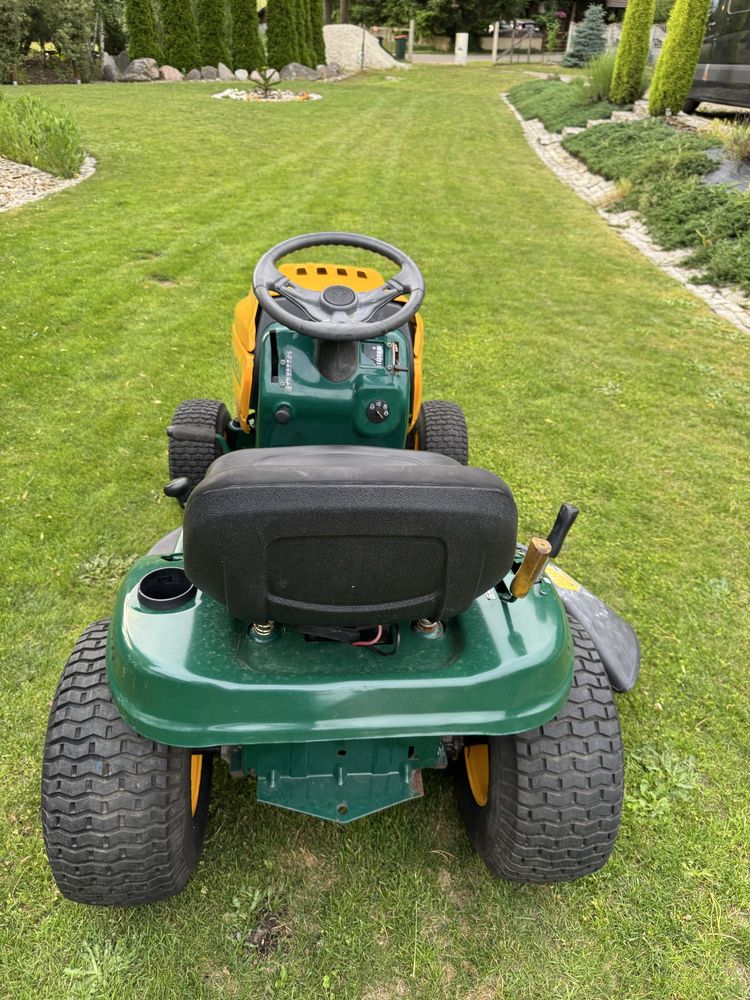 Traktorek YardMan 12,5 konia