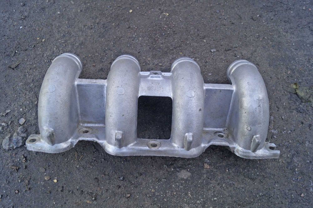 Коллектор впускной алюминиевый ваз 2110,2112