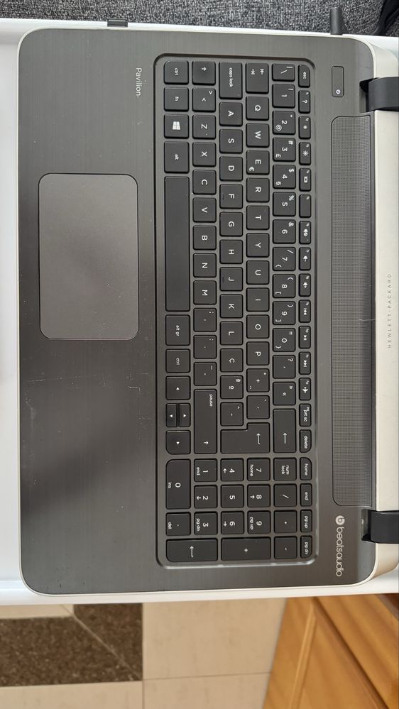 HP PAVILION 15 - 16gb
