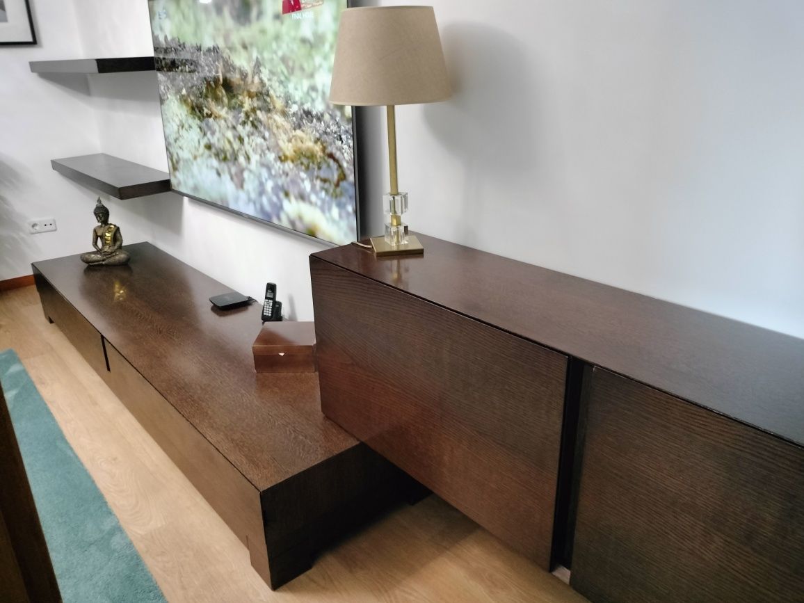 Móveis de sala com estantes