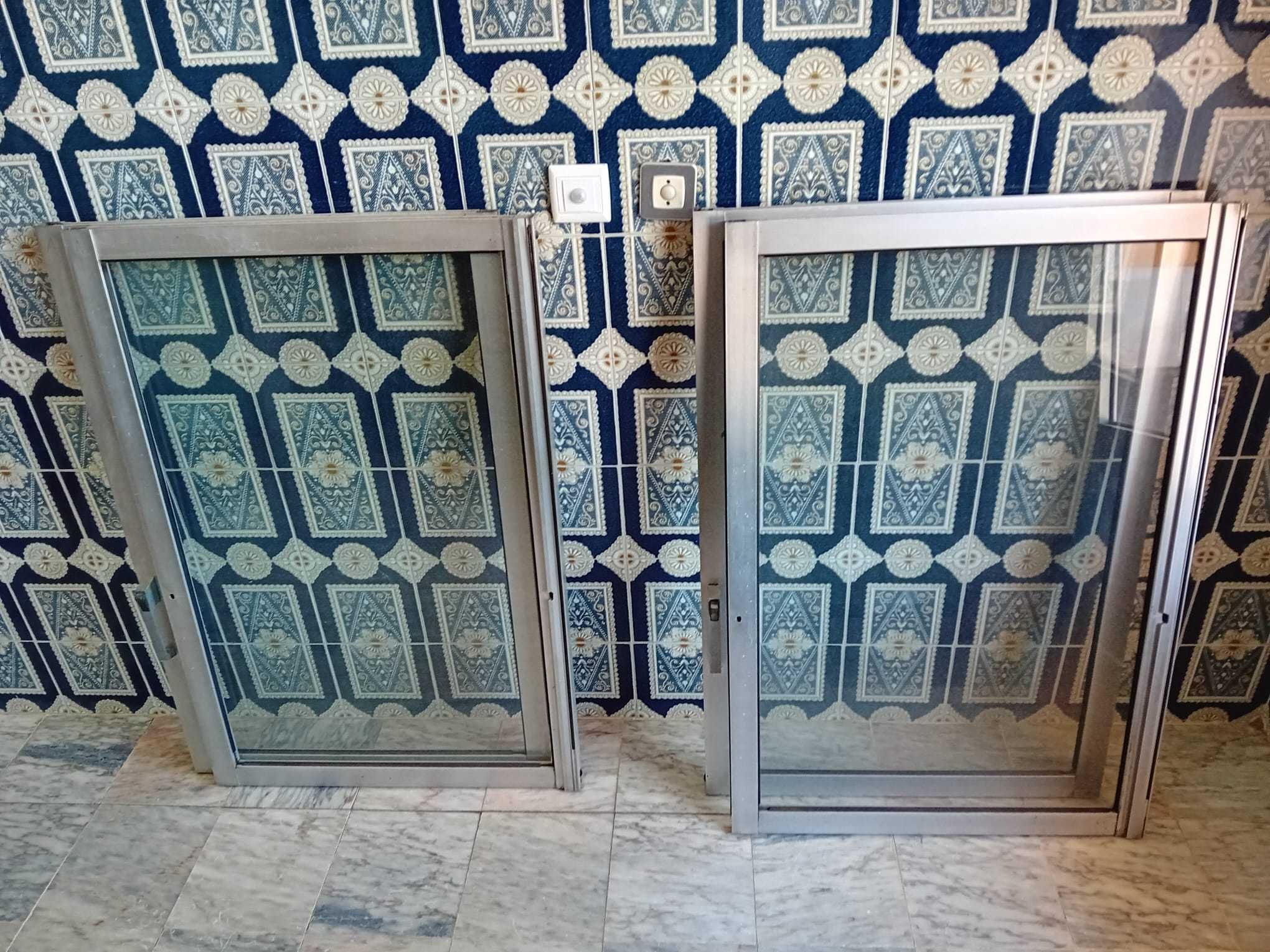 Vende-se duas janelas em alumínio