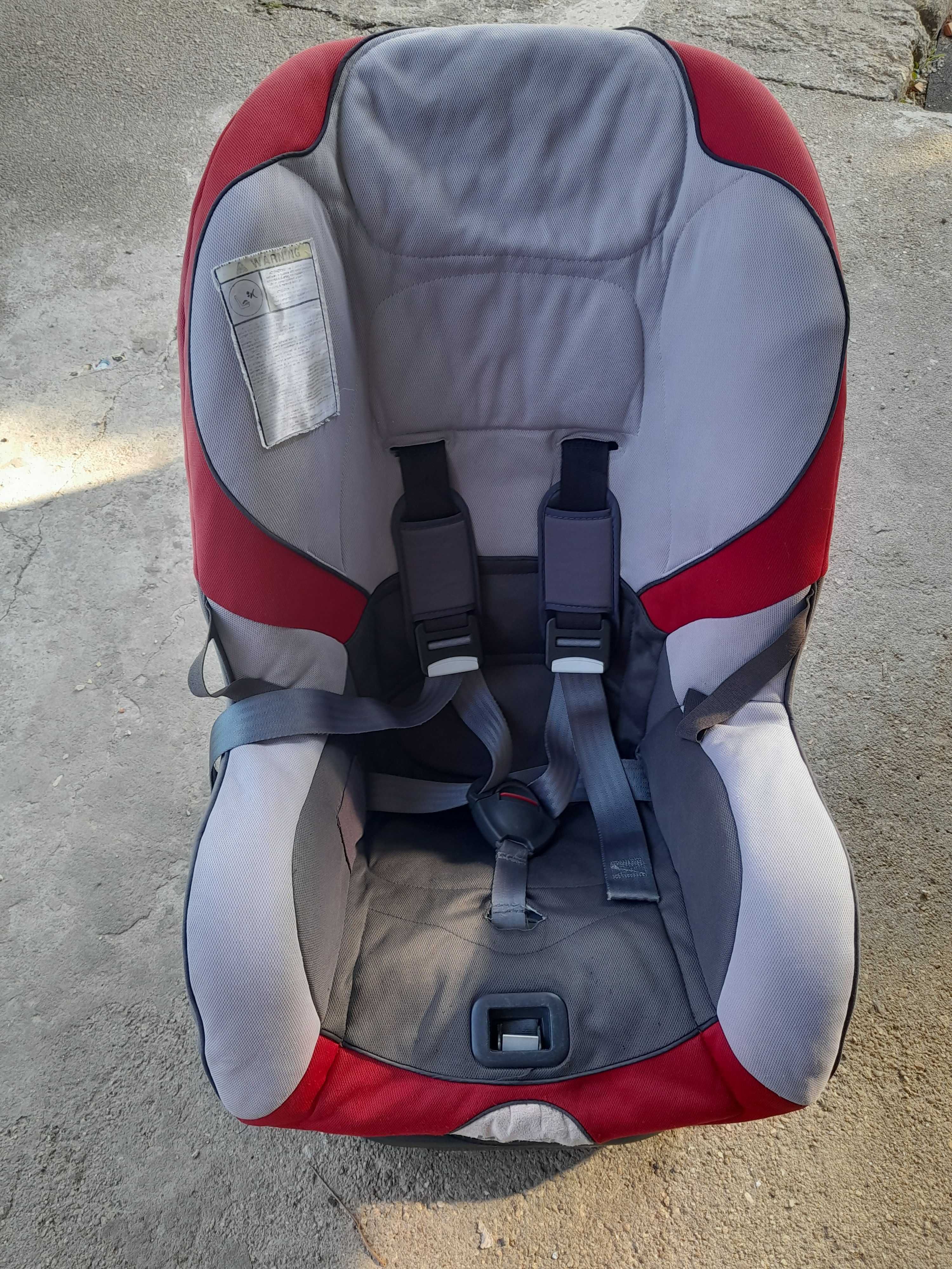 Vendo cadeira auto para bebé