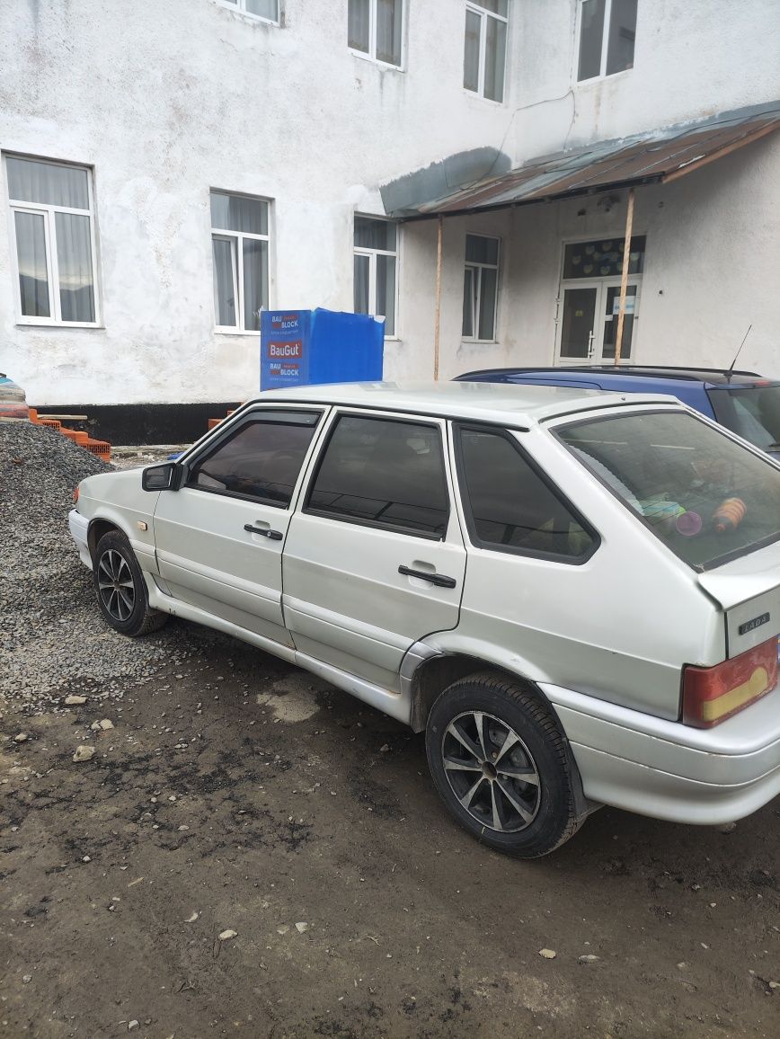 ВАЗ 2114 2006 року 1.6 бензин