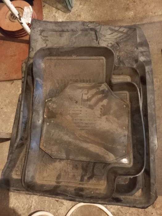 Килимки ВАЗ 21072