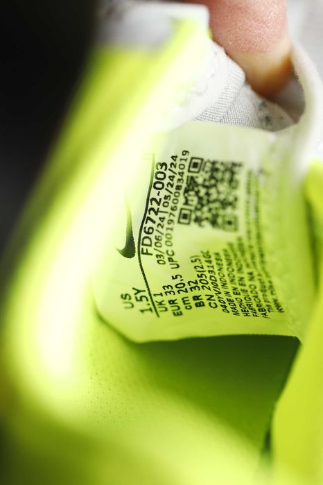 Buty piłkarskie Korki Nike Phantom GX II Academy FG/MG Junior