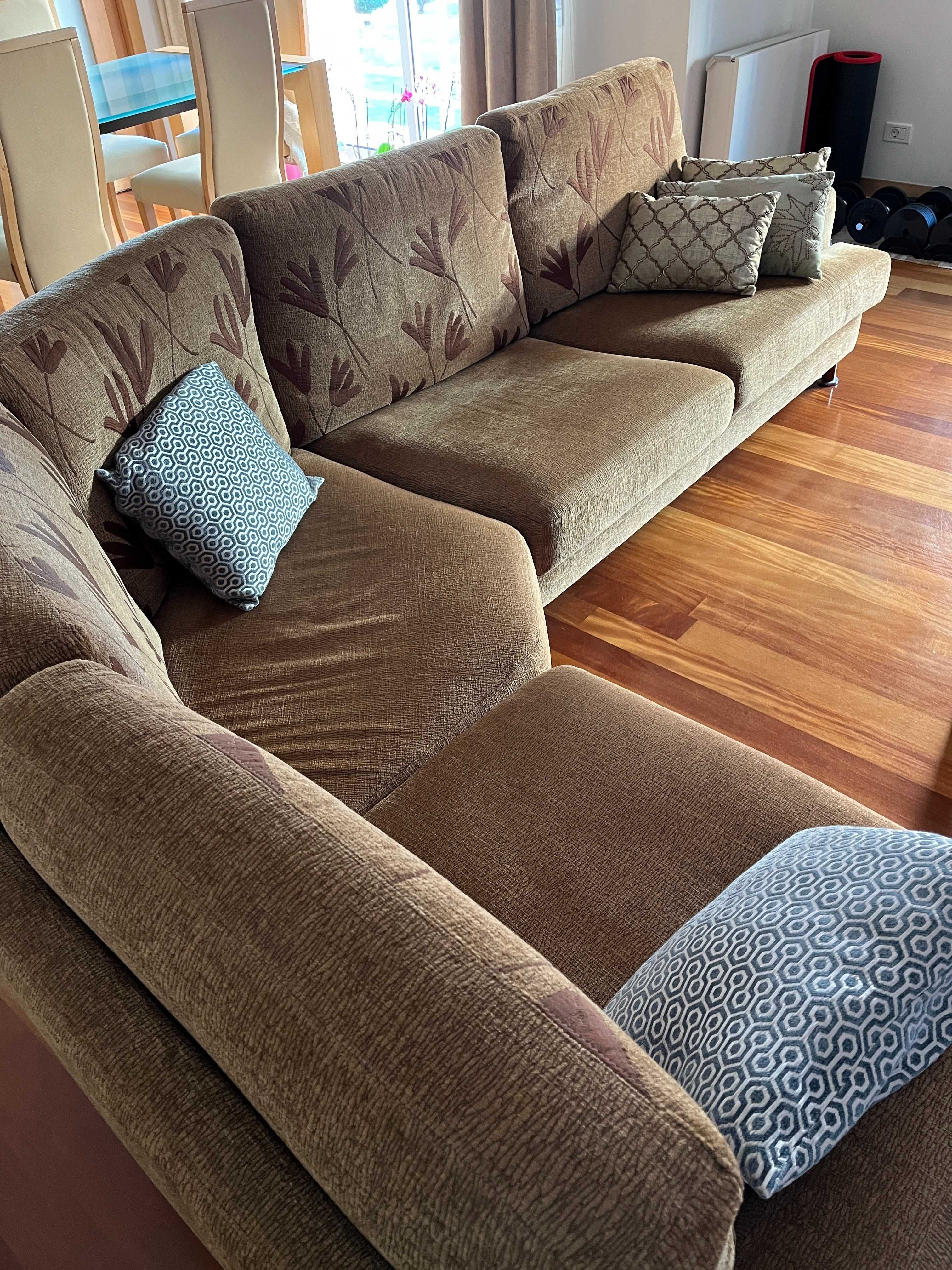 Sofá Milani de Canto com Chaise Longue - 3m - Castanho - Excelente