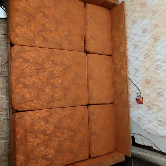 Тахта-диван -ліжко  розсувне