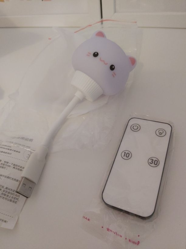 Lampka dla dzieci dla mamy karmiącej 

Must have każdej nowo upieczone