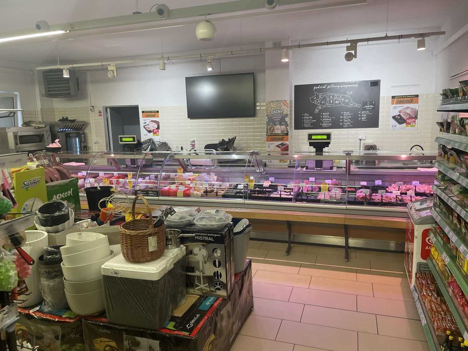 Sprzedam kompleksowe wyposażenie sklepu spożywczego