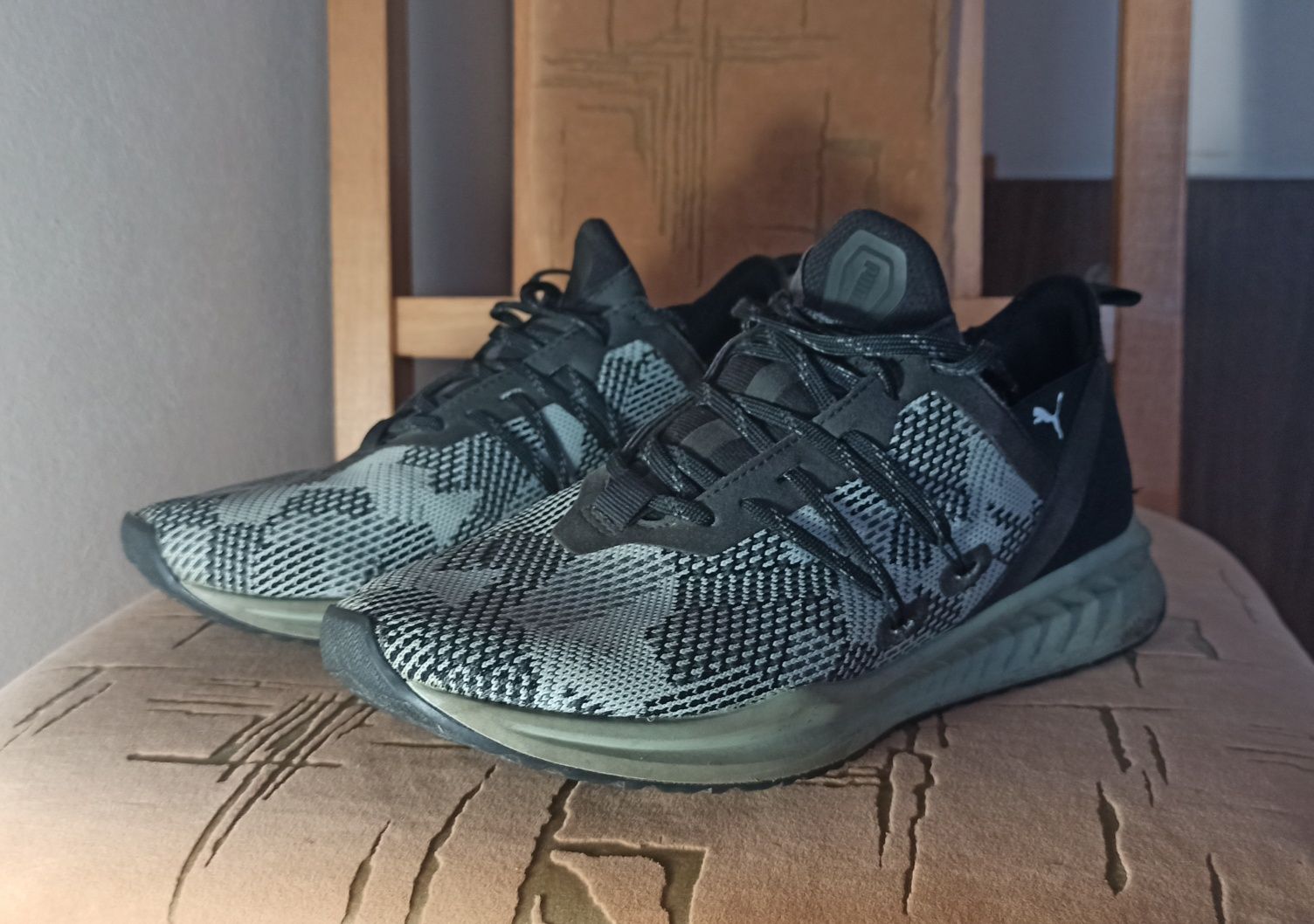 Чоловічі кросівки Puma Ignite Ronin Shatter 41 (26.5)