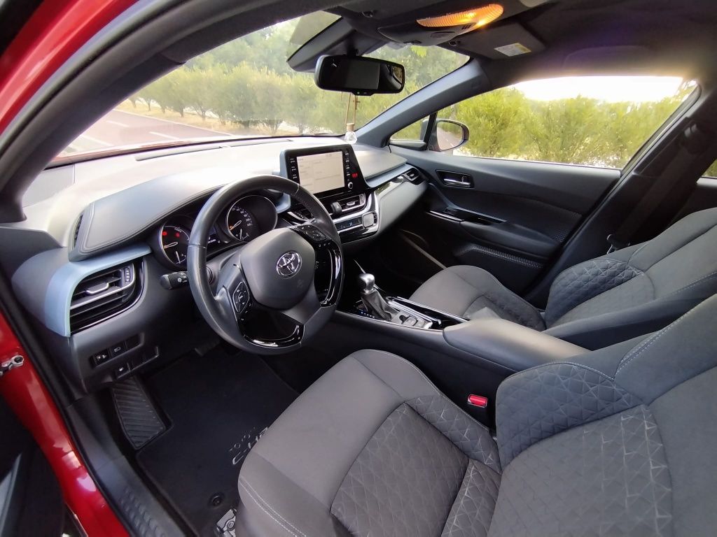 Toyota C-HR 1.8 Hybrid