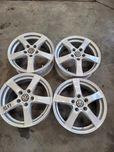 Komplet felg Volkswagen R 16 rozstaw 5x112 ET 50 J 6,5