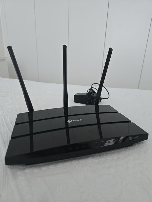 TP-Link AC1200 router