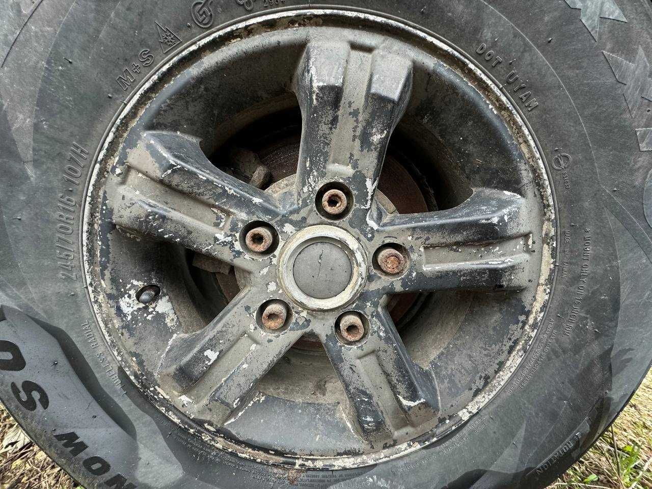 Колеса (Диски з Резиною) до Kia Sorento 245/70 R16 (поштучно)