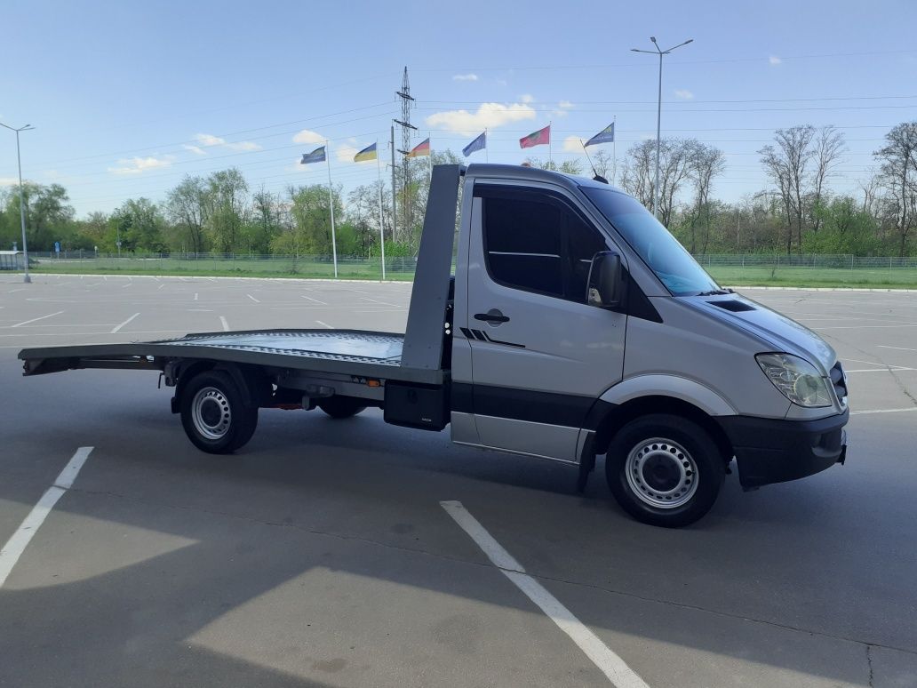 Продам ЕВАКУАТОР, автовоз Mercedes Sprinter