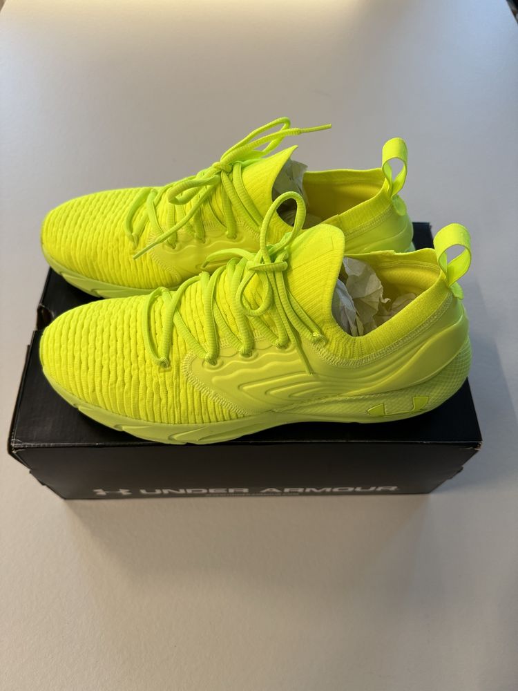 Under Armour Hovr Phantom 2 кросівки