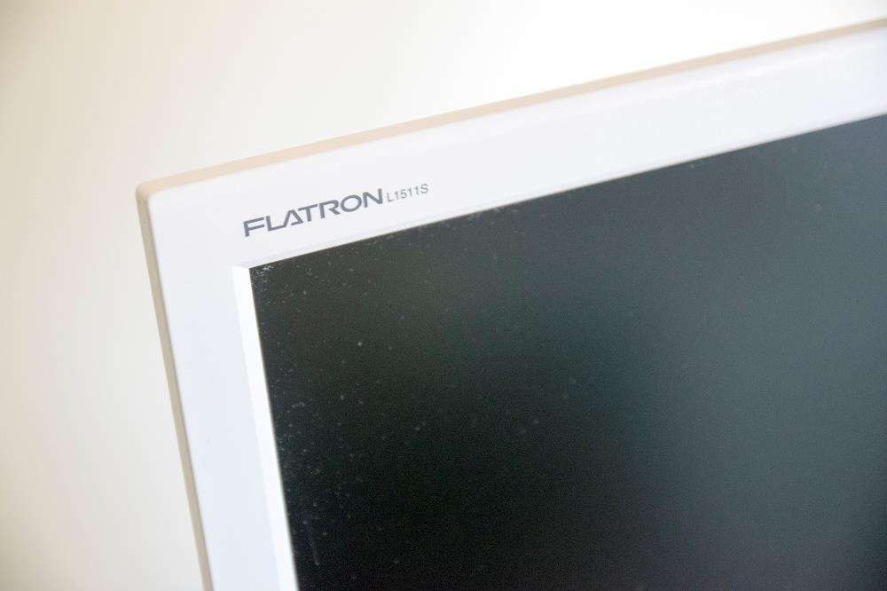 Monitor LG Flatron L1511s