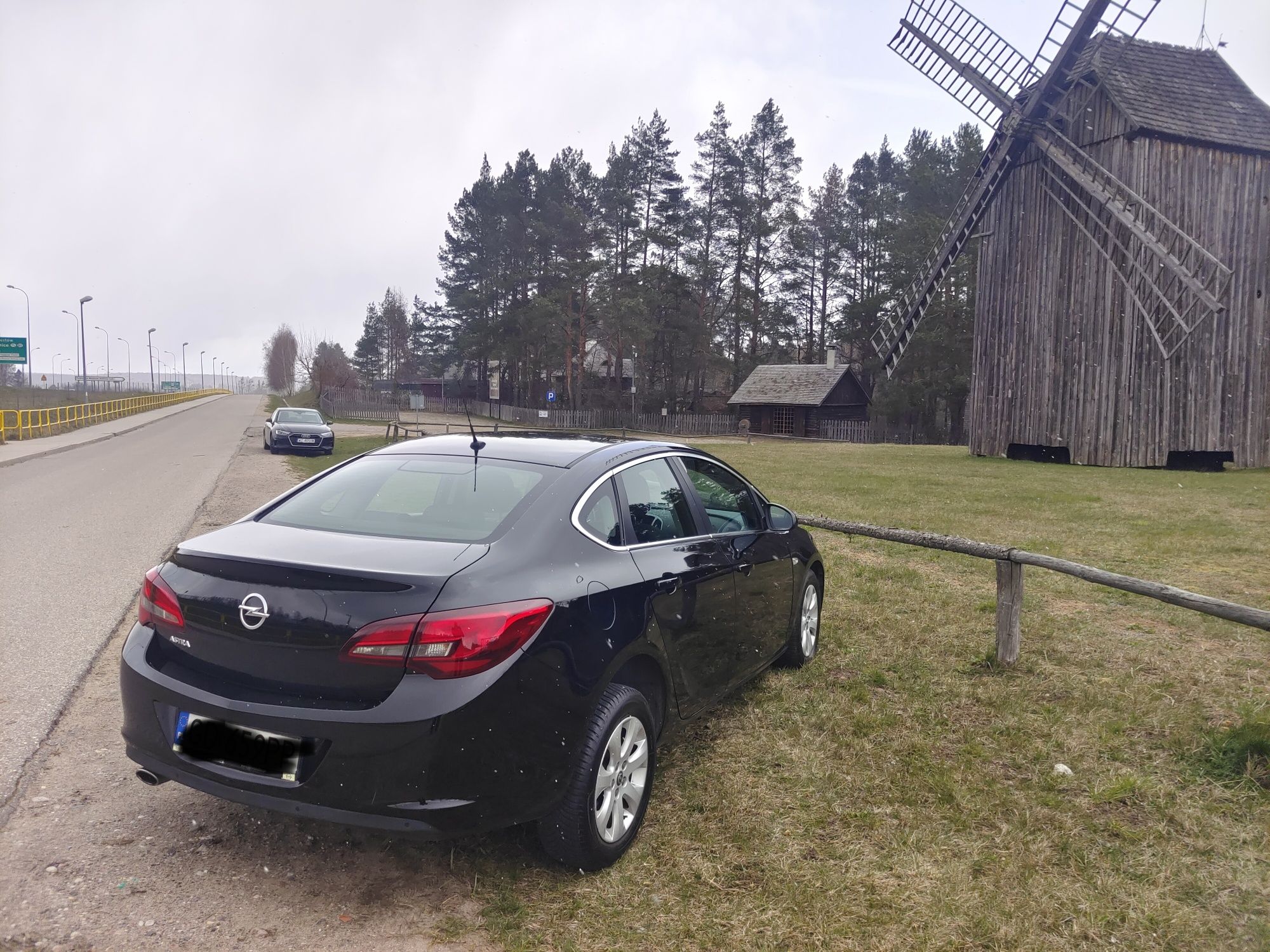 Opel Astra 1.4 LPG fabryczne,auto zweryfikowane