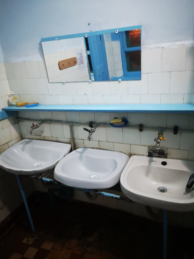 Продам кімнату з балконом і водою