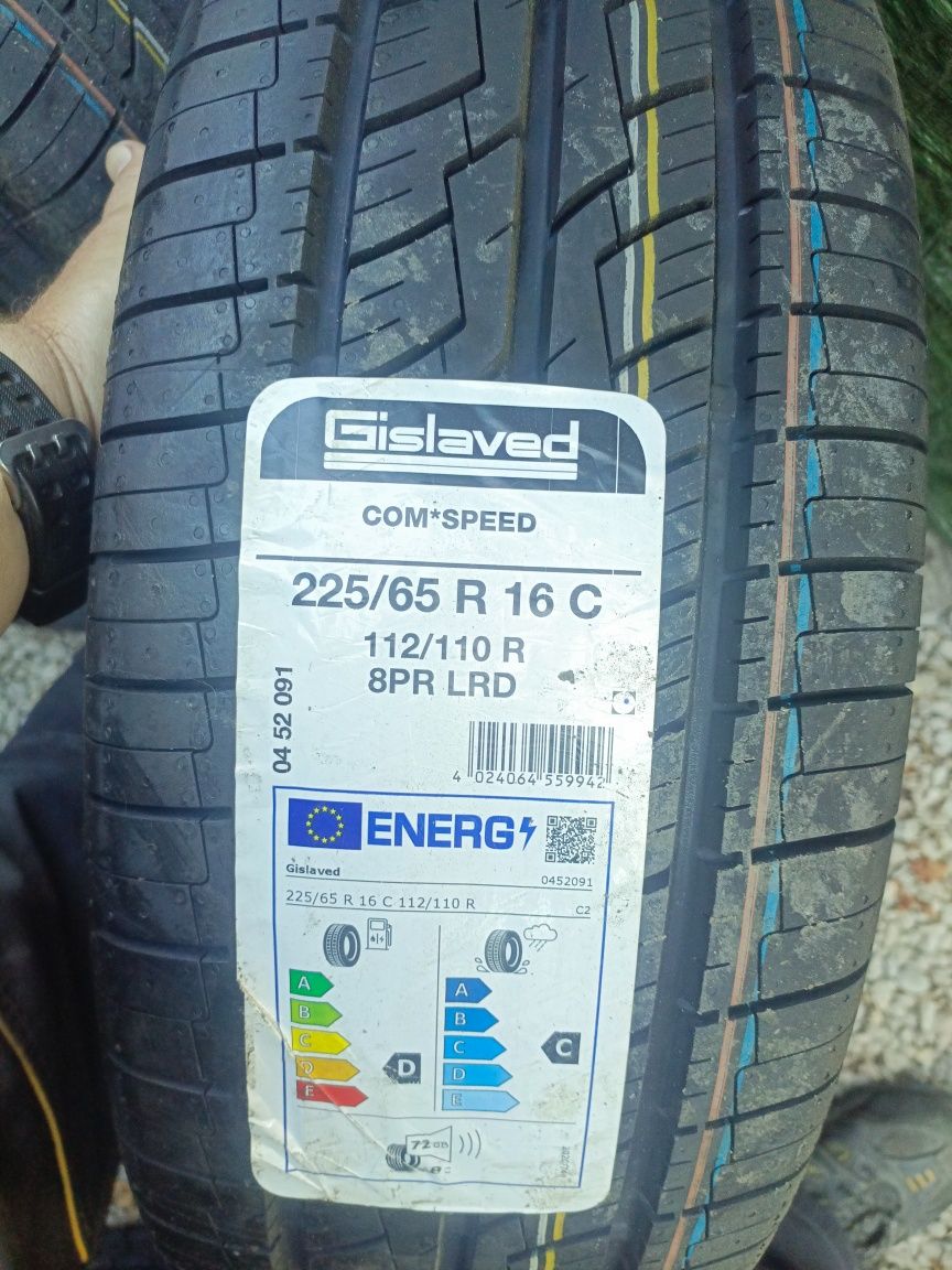 Nowe opony letnie 225/65/16c gislaved gr Continental