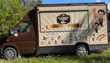 food truck Mercedes  Przyczepa Gastronomiczna  -      Gotowy