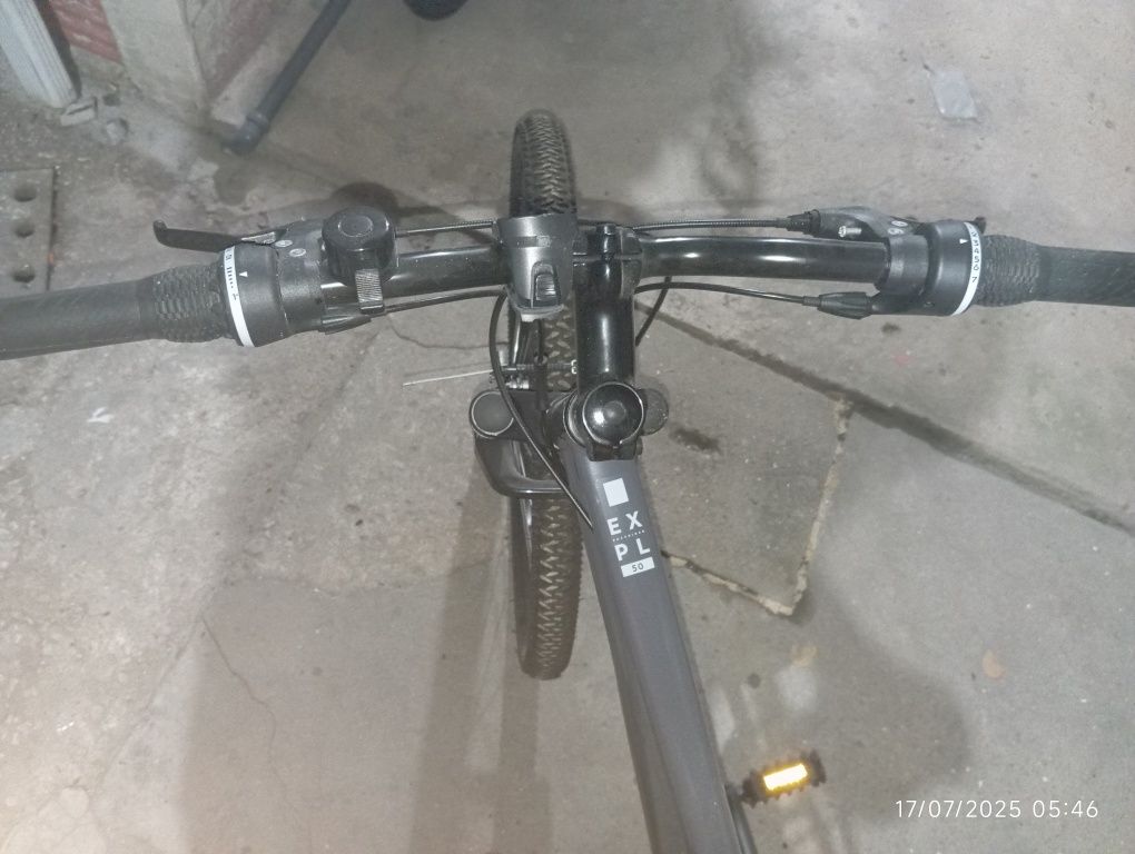 BTT 27,5” Preta – Quase Nova, Ideal para Cidade e Trilhas!