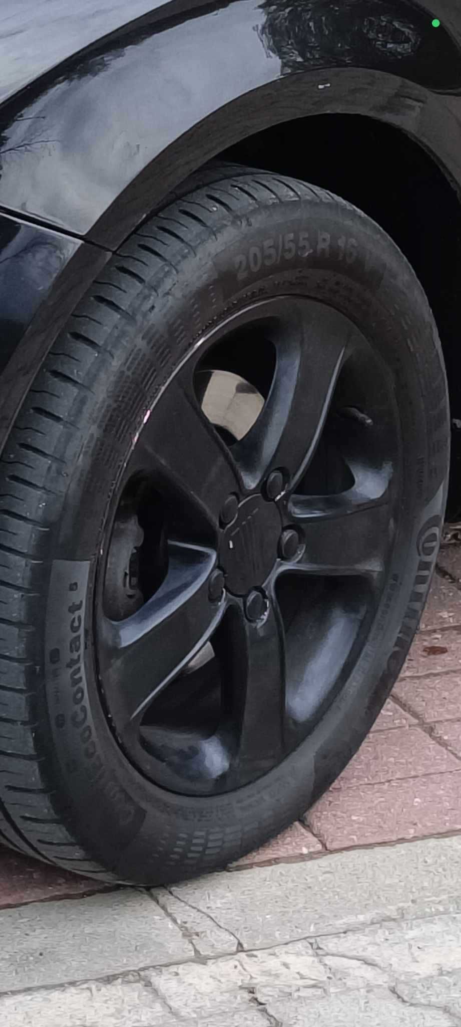 Koła / Felgi 16 Komplet wraz z oponami org. Seat