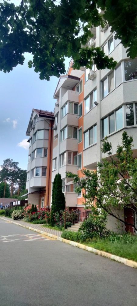Продаж великої 1к квартири вул. Полтавська 6, З БАЛКОНОМ ТА КОМОРОЮ