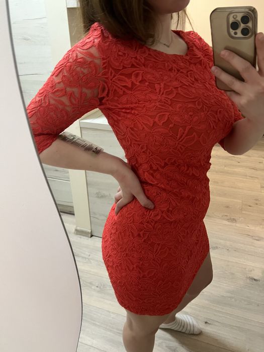 Czerwona sukienka