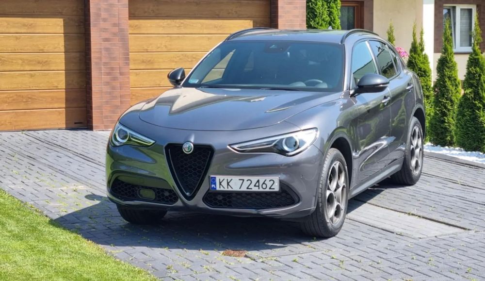 Alfa Romeo Stelvio 2.0 Q4 B-Tech ceramika aktywny tempomat 2 komplety opon STAN IDEALNY