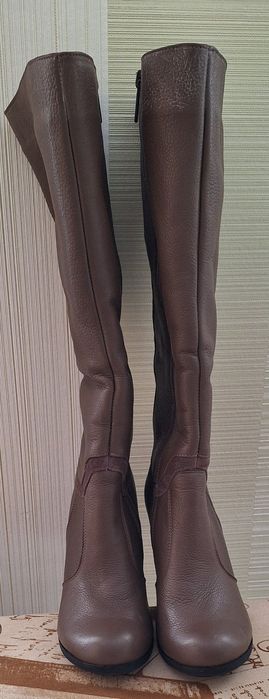 Продам гарні зимові сапоги