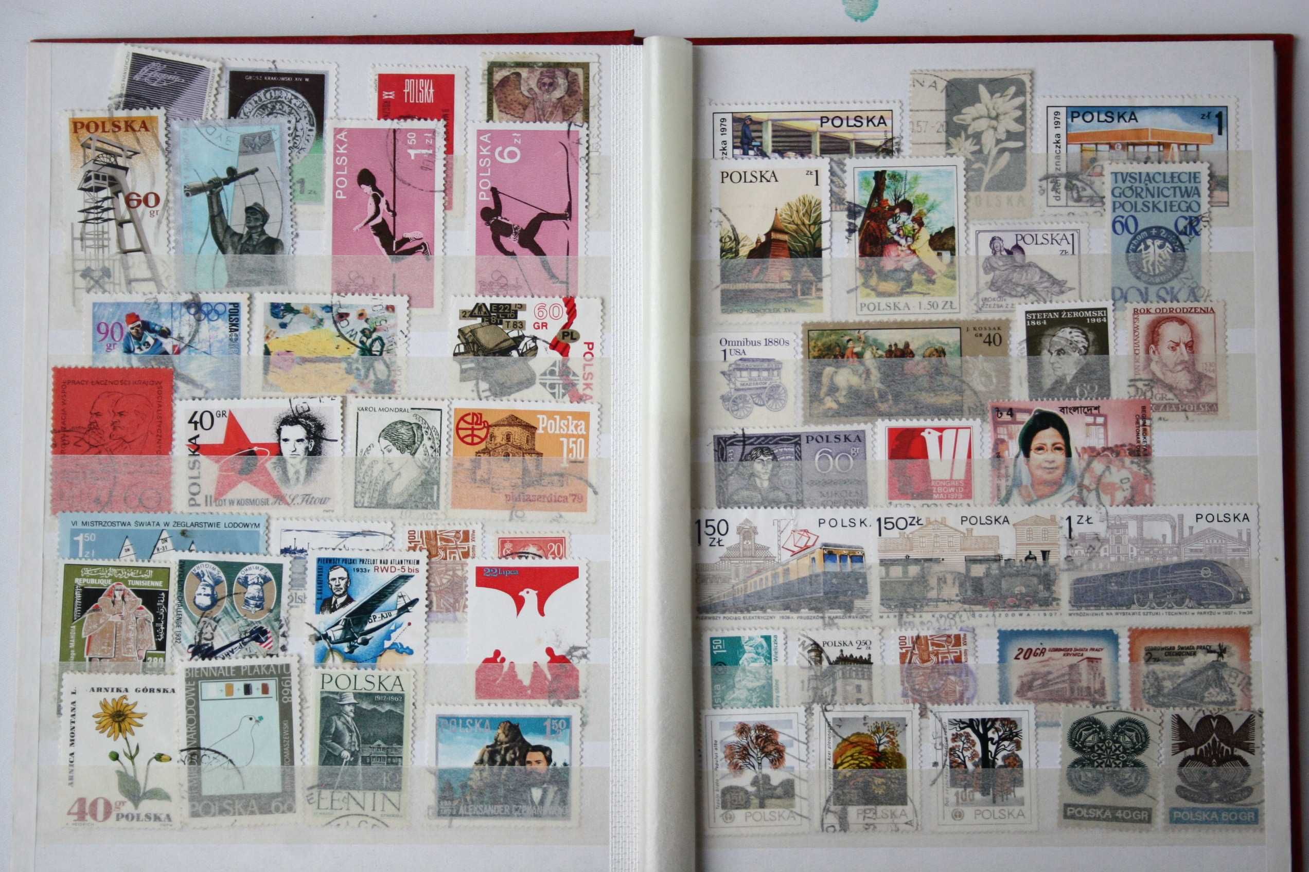 Klaser ze znaczkami ze Świata i Polski B11