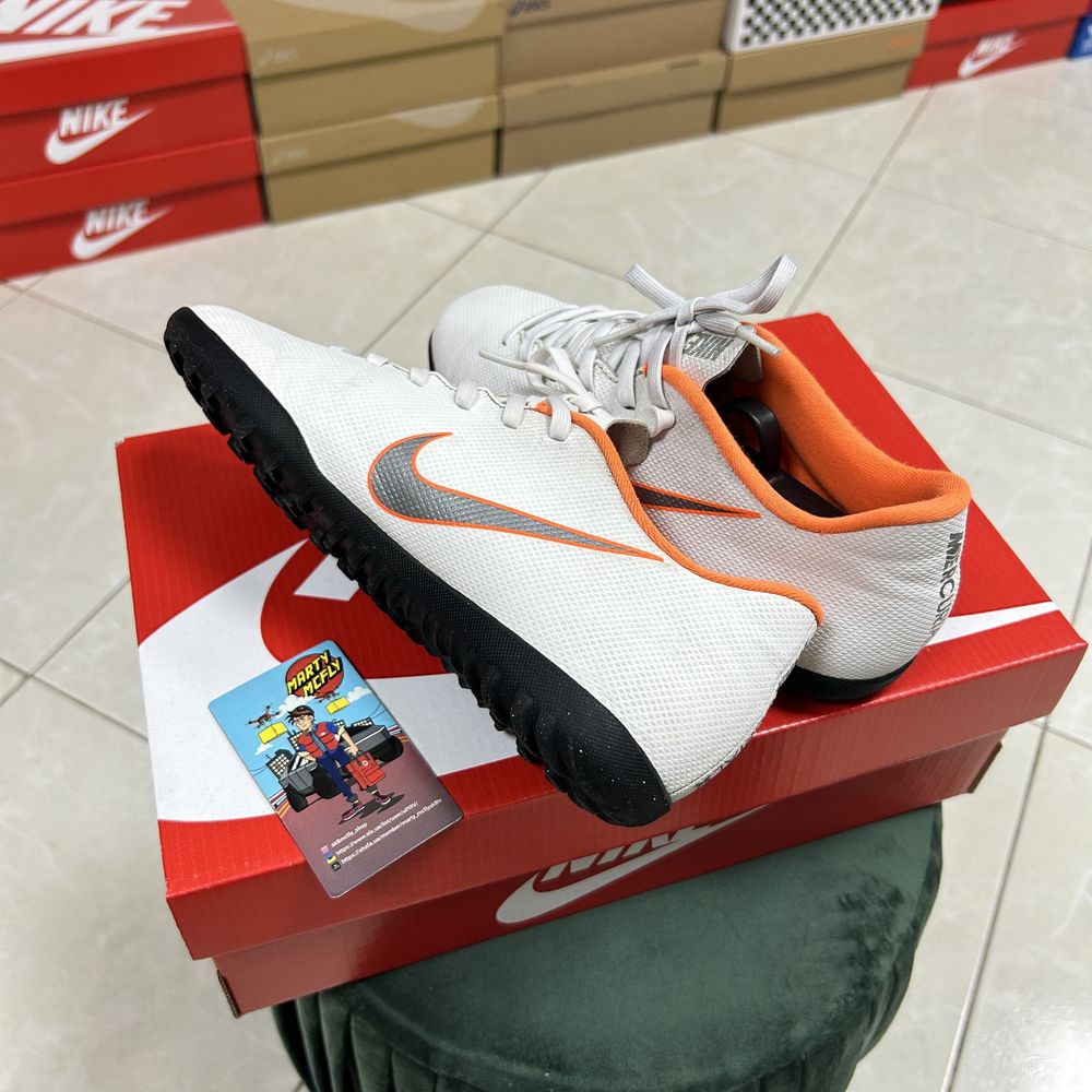 Підліткові Сороконіжки Nike Mercurial VaporX 12 оригінал 40 р білі бу