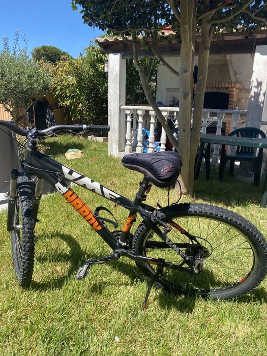 Bicicleta de montanha UMF