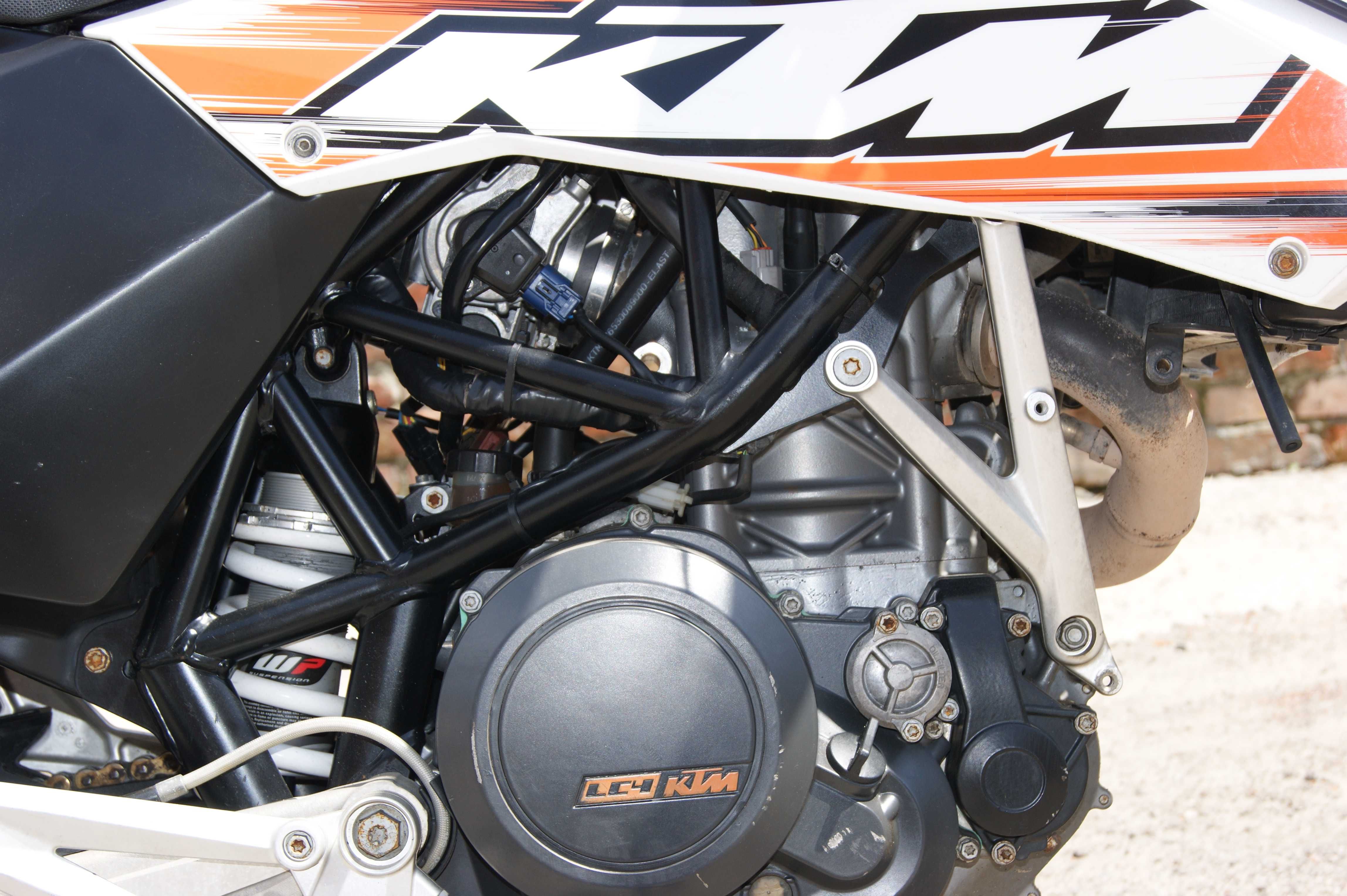 KTM 690 SMC R мотард