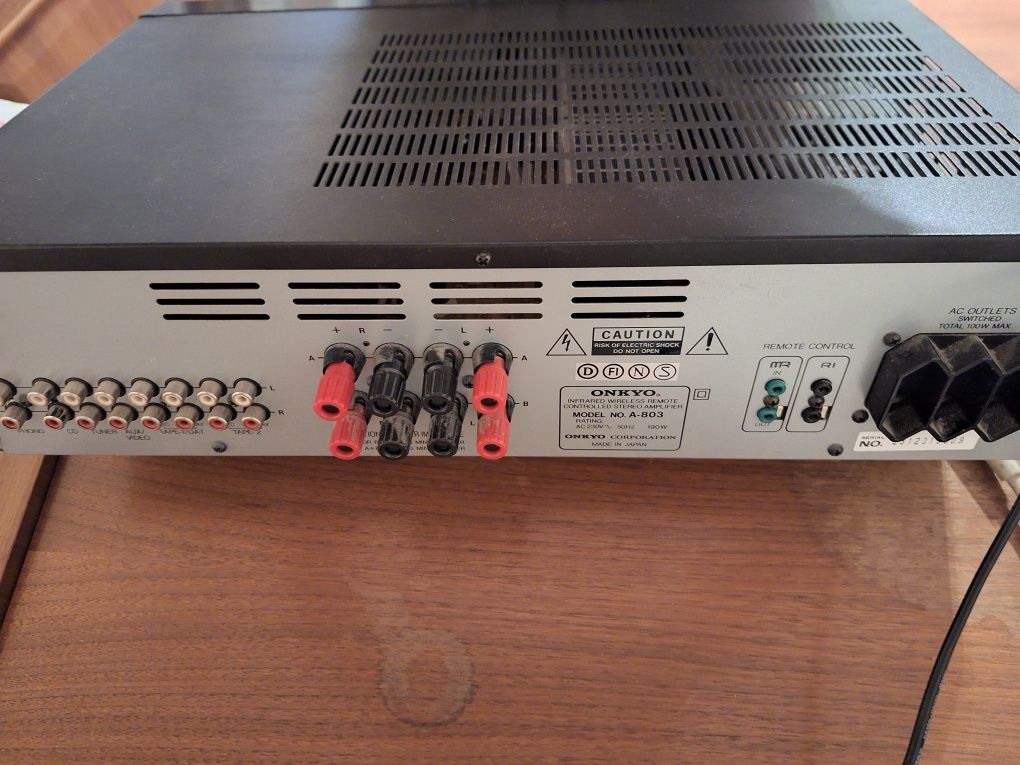 Wzmacniacz Onkyo
