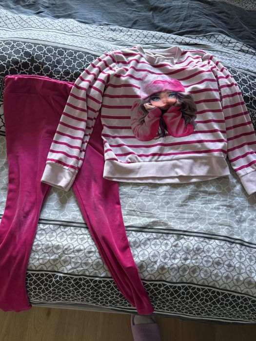 Welurowy komplet r. 134