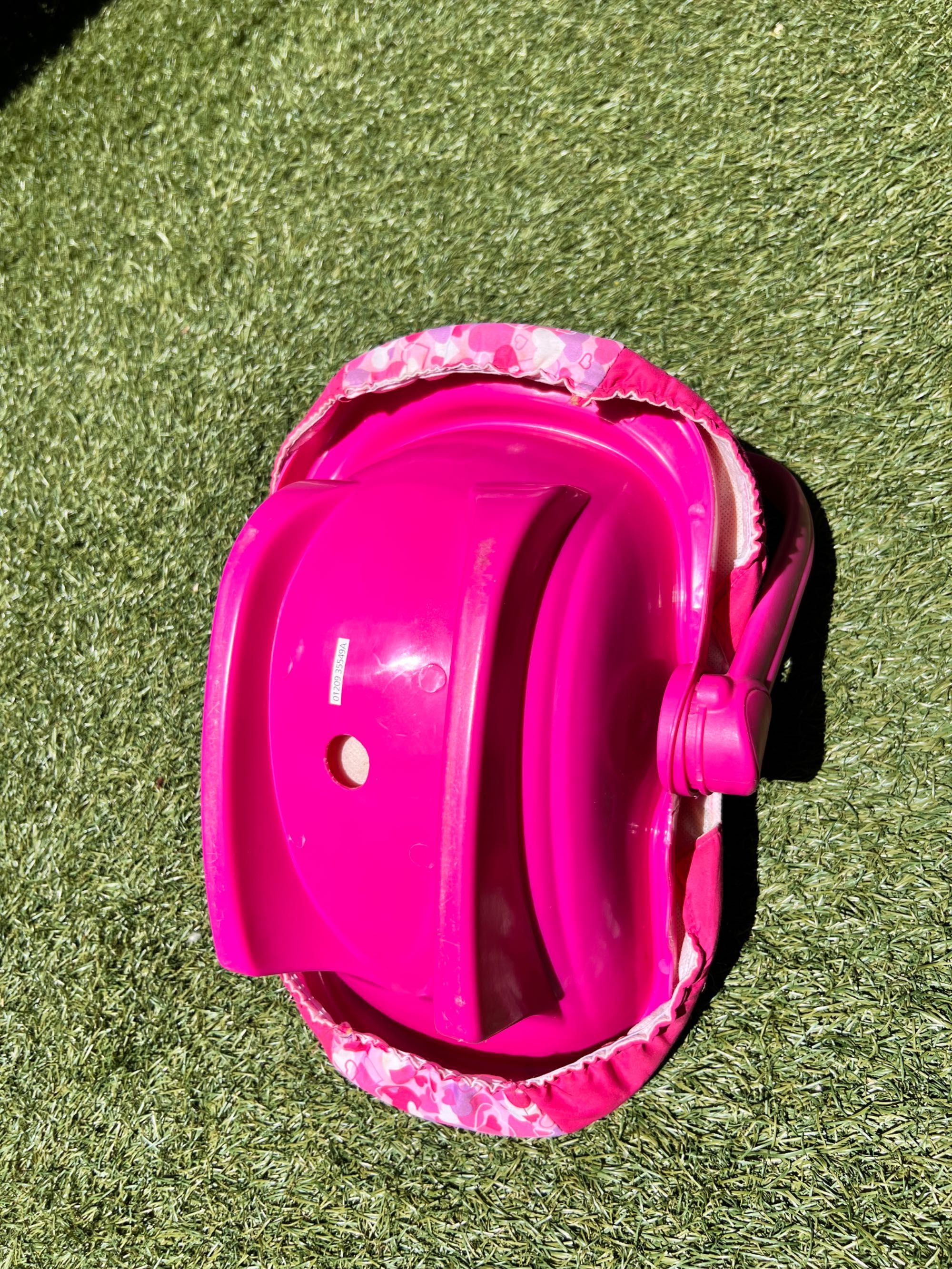 Cadeira coque  para bonecas com cinto de segurança