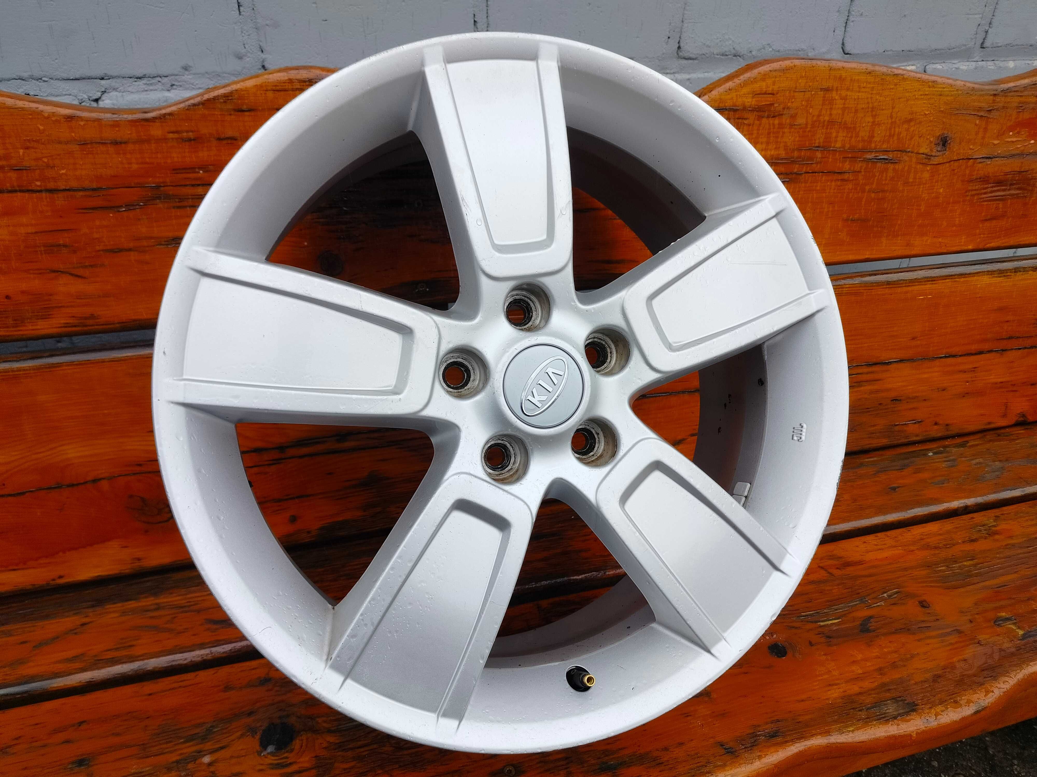 Felgi R18 5x114,3 KIA Ceed Optima Niro Sportage Soul Stinger Venga