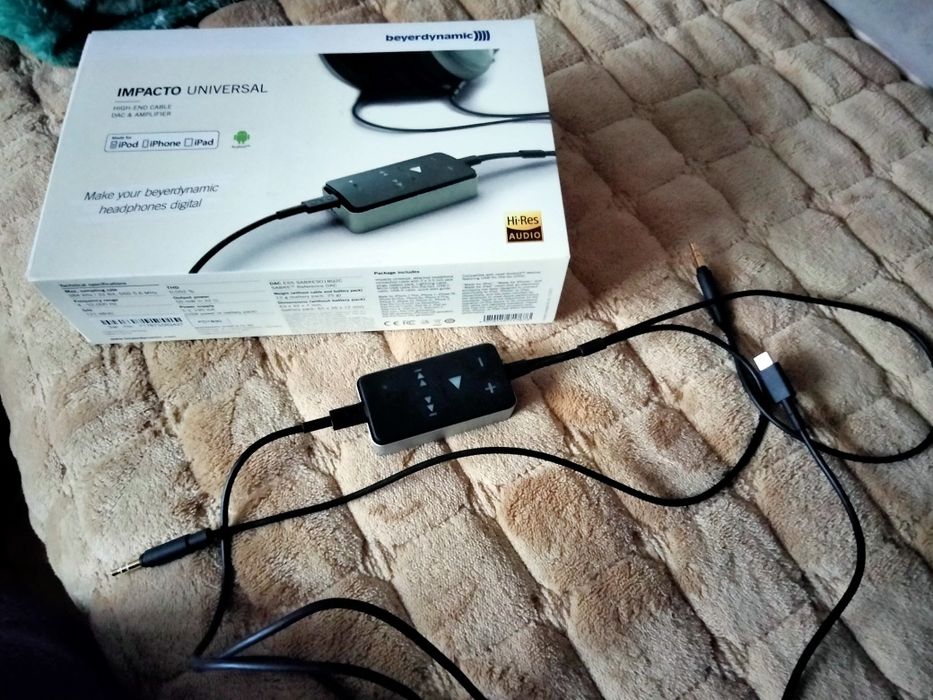 Beyerdynamic Impacto Universal High-End DAC i wzmacniacz słuchawkowy .