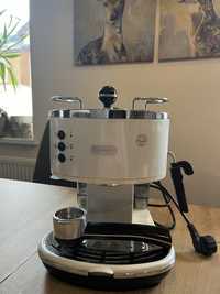 Ekspres do kawy Icona Vintage Delonghi kremowy