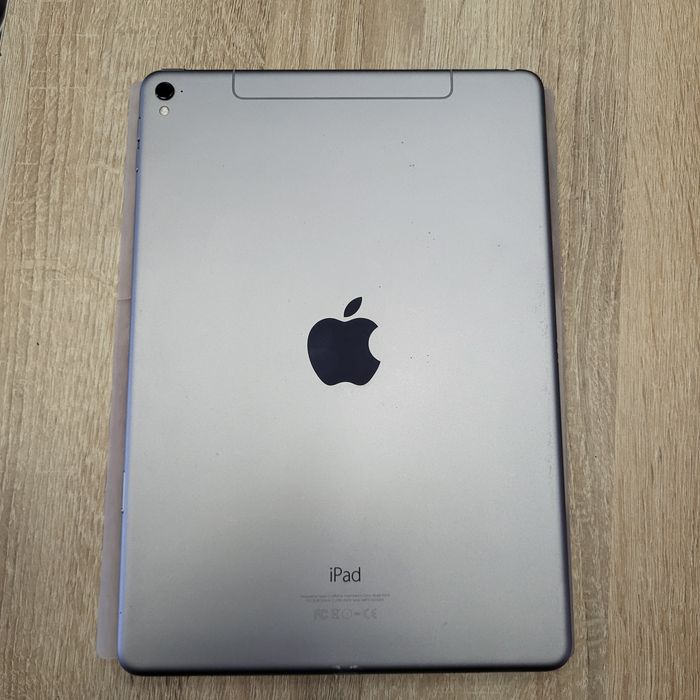 Apple iPad Pro 9.7 MLRU2 32Gb Neverlock + Apple Pencil Магазин!