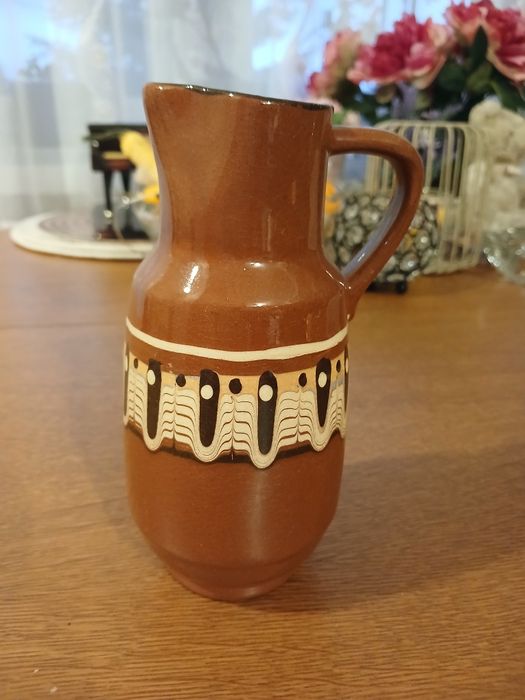 Ceramiczny dzbanek