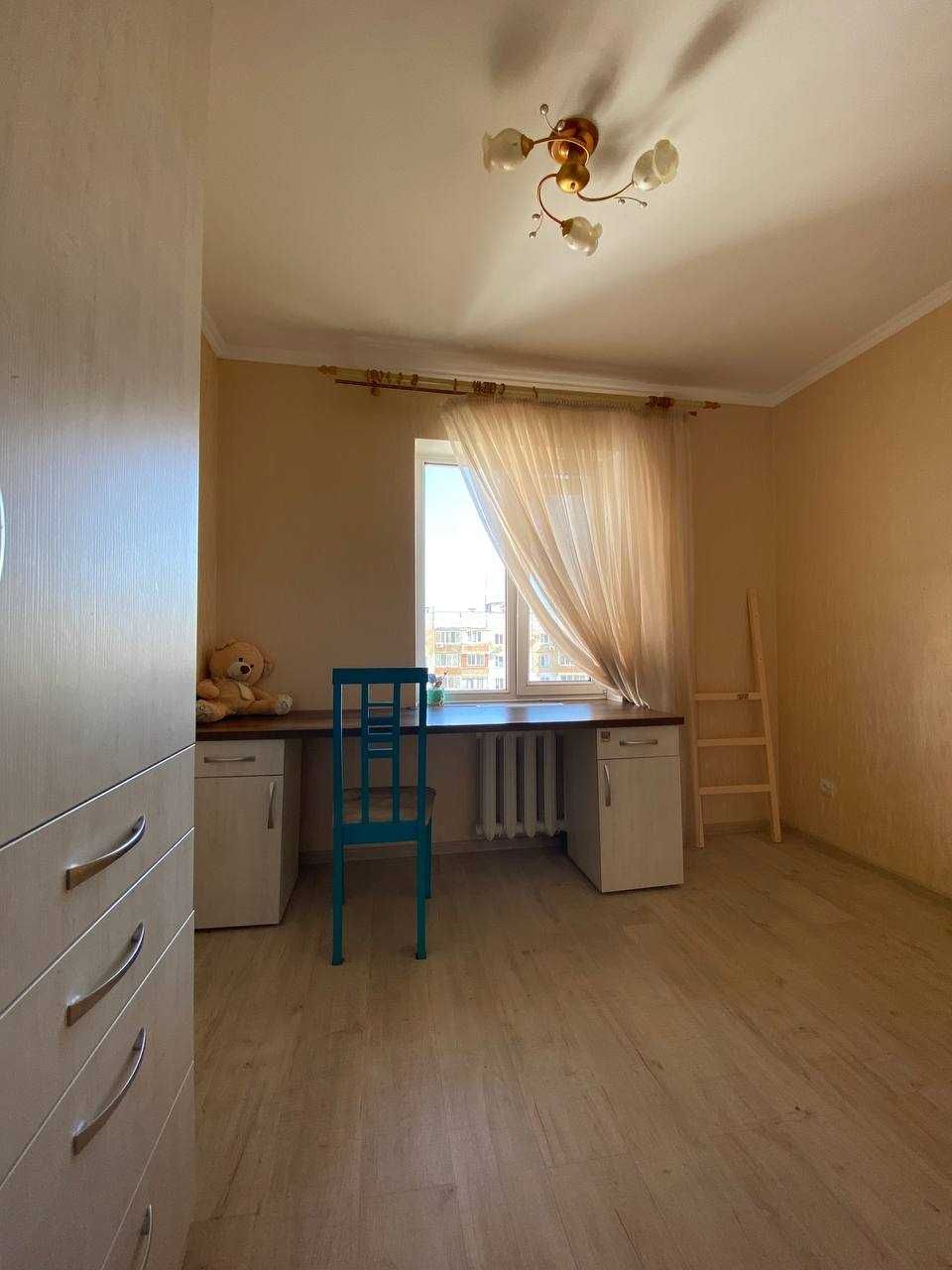 3 комнатная  квартира на Высоцкого/ Семена Палия